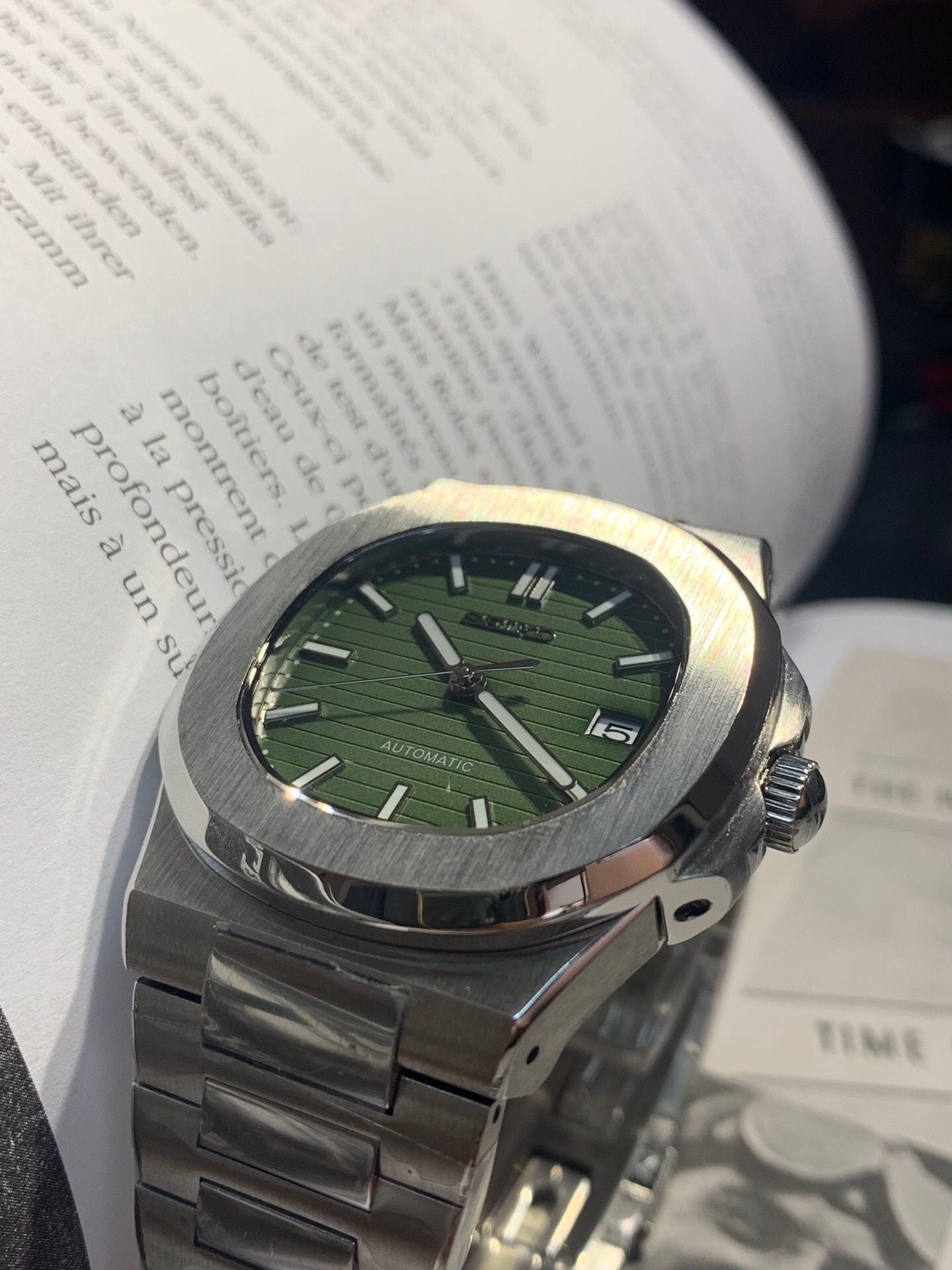 Seiko Mod Tonneau Shape Nautilus 40mm (Can Adjustable)